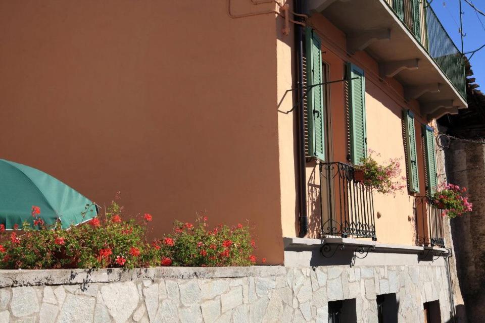 B&B Pisolo E I Persi Pien Roccasparvera Kültér fotó